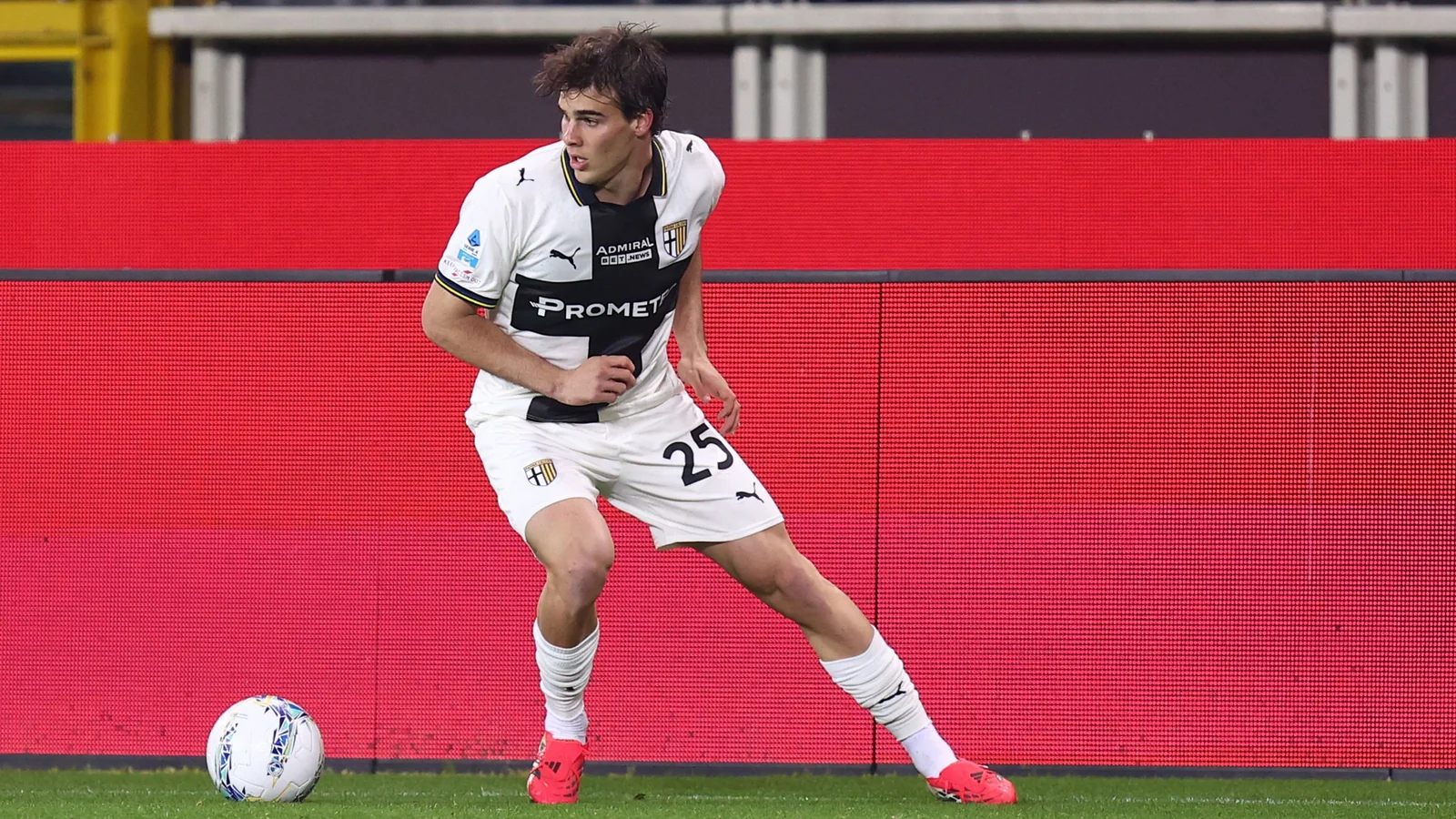 Parma vollzieht festen Transfer von Benjamin Cremaschi