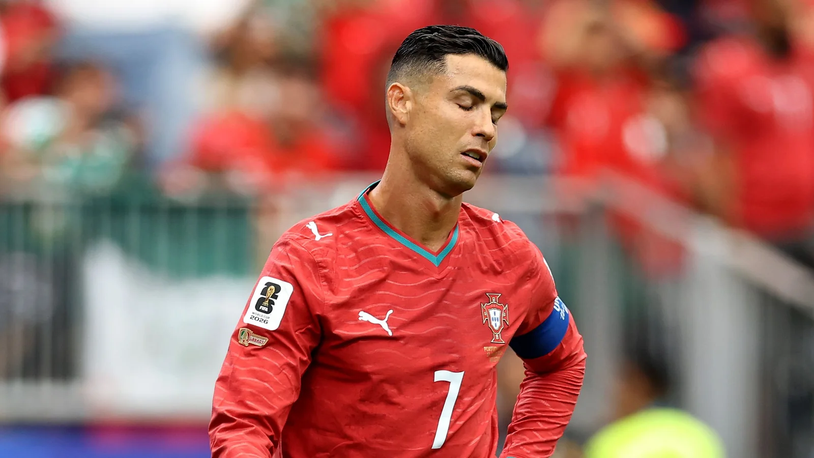 Roberto Martinez Under Fire: Did the Portugal Manager Prioritize Friendship with Cristiano Ronaldo Over Team Interests?