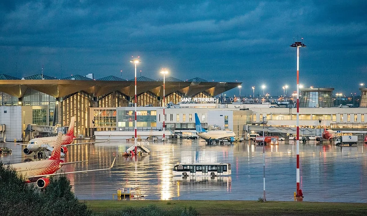 Nouvelle ère dans les aéroports russes : Pulkovo déploie des véhicules autonomes pour la première fois