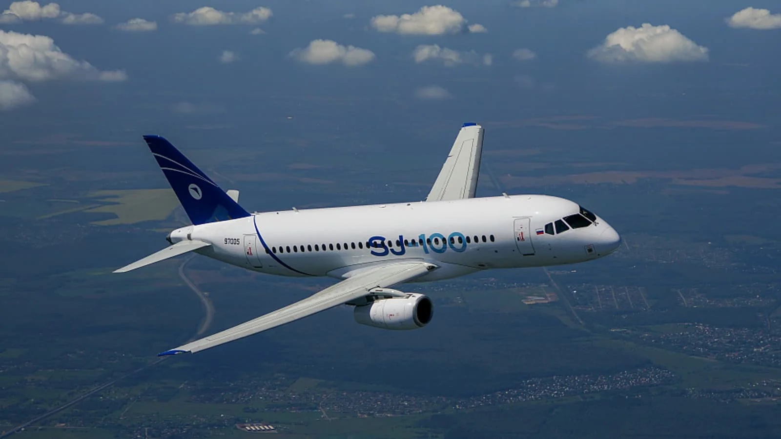 Russland will Tests des SJ-100-Flugzeugs bis Ende des Sommers abschließen