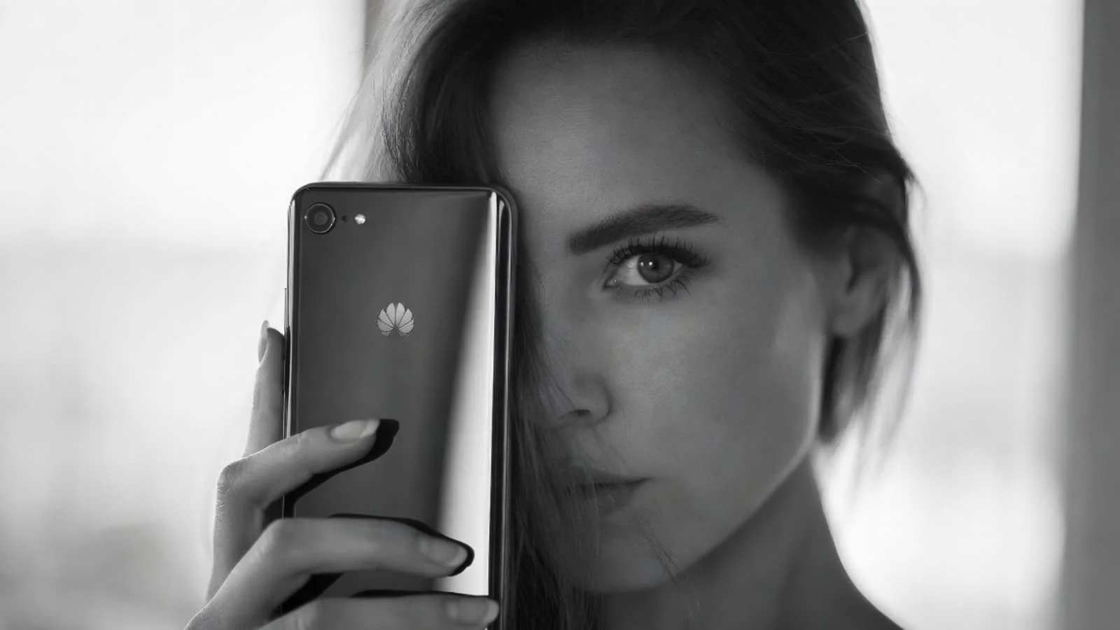 Russian Max messenger disappears from Huawei AppGallery