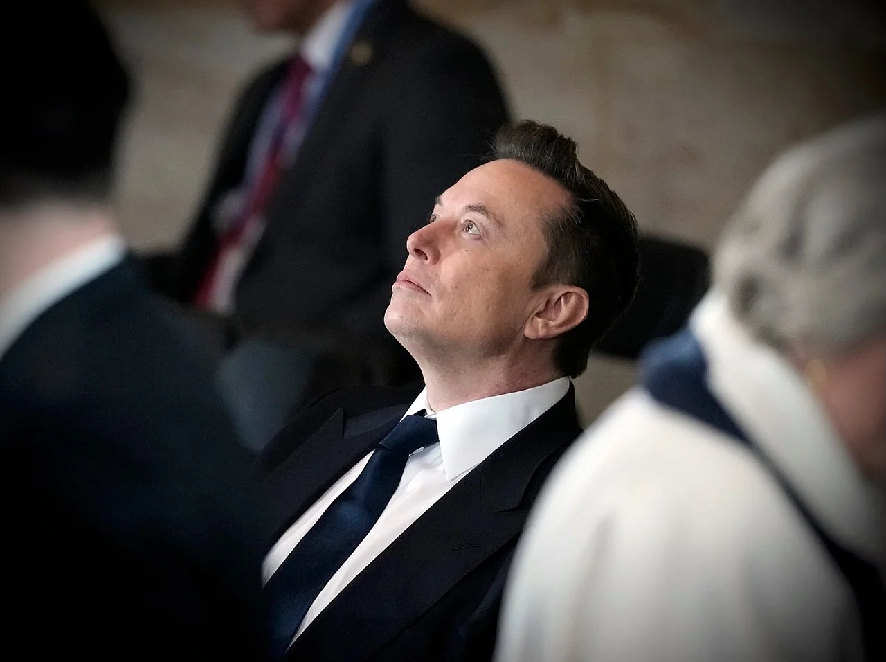 SpaceX Raises $85.7 Billion in Historic IPO: Elon Musk Becomes First Trillionaire