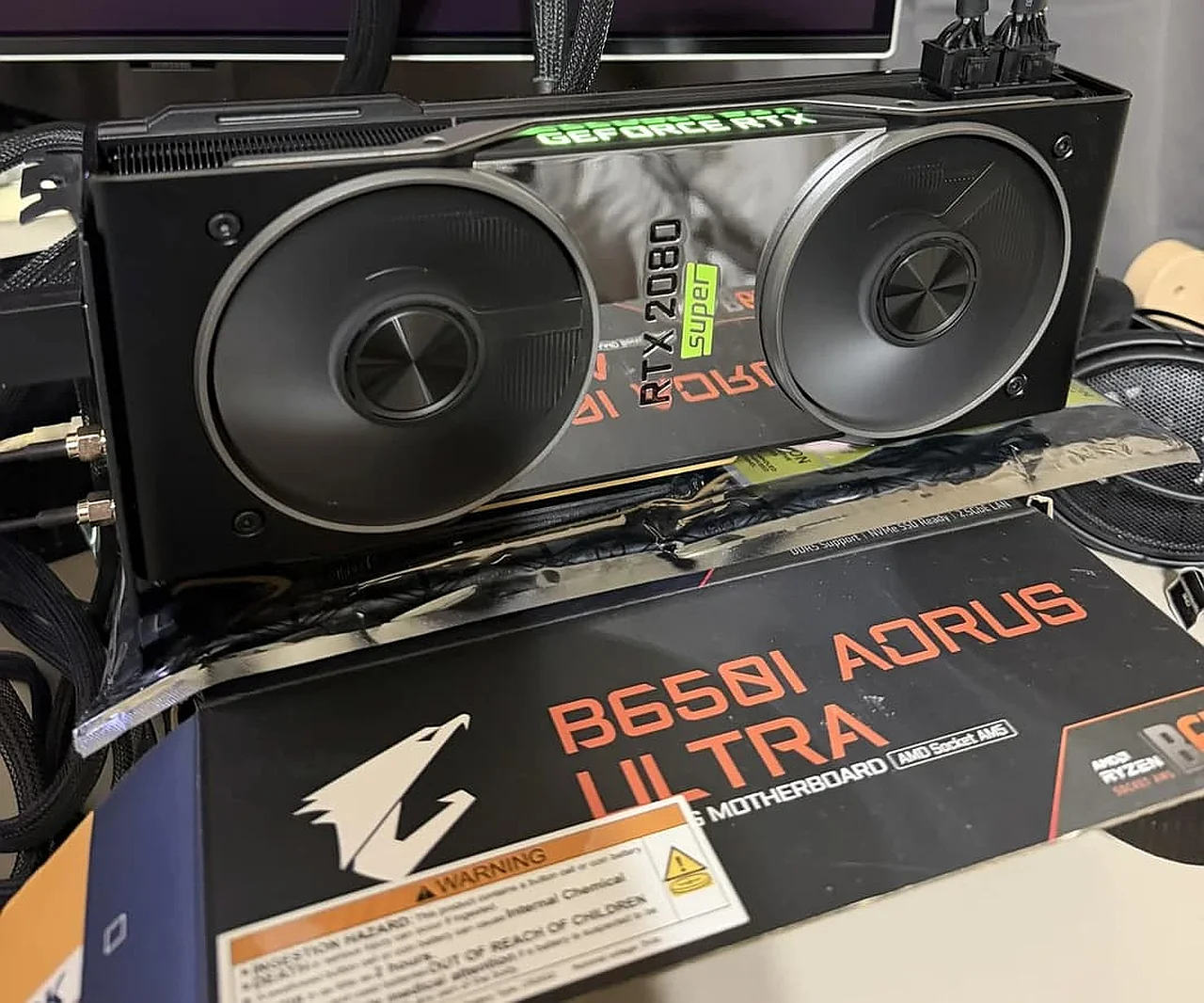 Le tueur de Titan en direct : la GeForce RTX 2080 Ti Super dévoilée