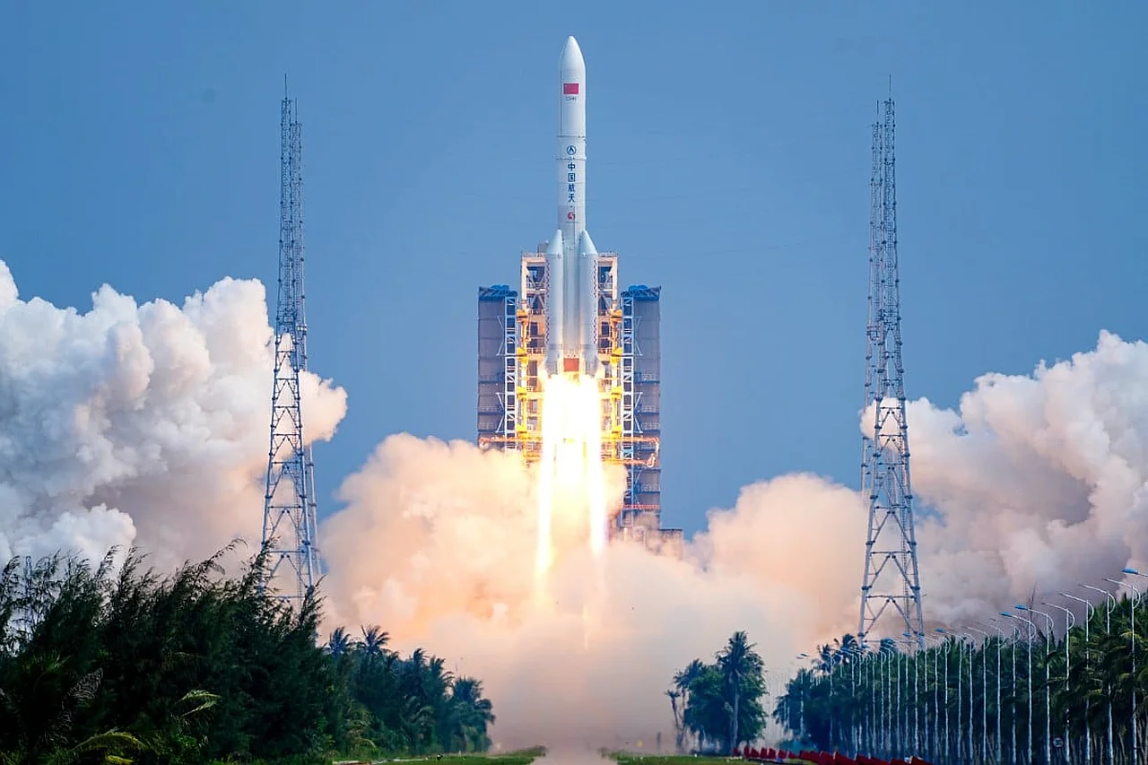 China's most powerful rocket launches new generation communication satellite into orbit