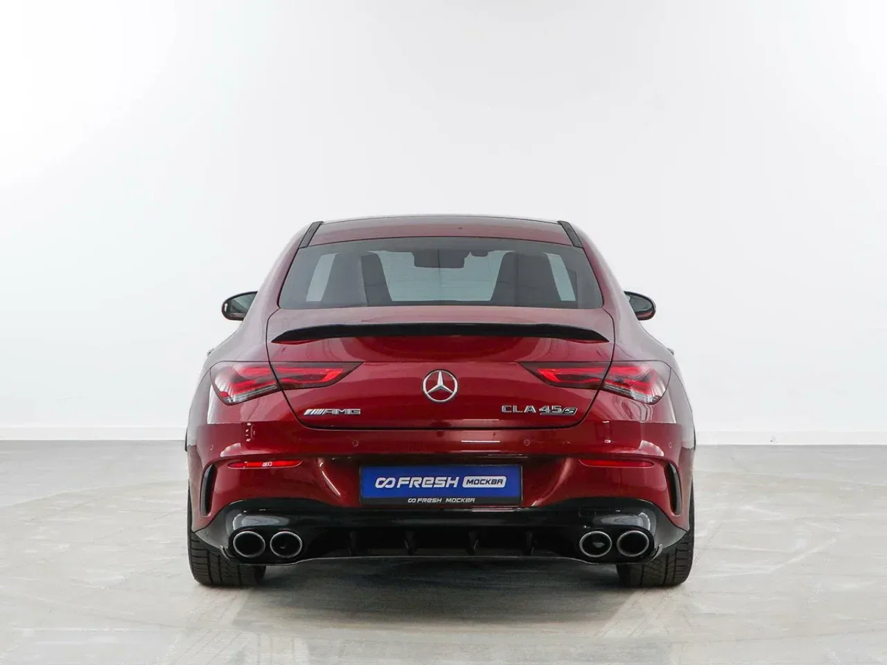 «Сотня» за 3 секунды: Mercedes представил новый электрический CLA 45 мощностью 671 л.с.