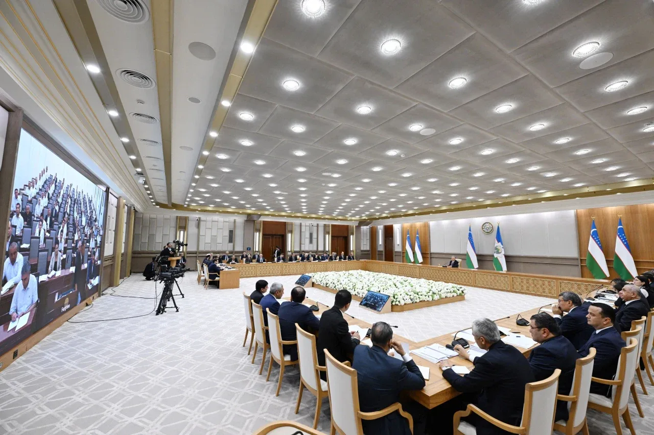 President announces revolutionary system for neighborhood development