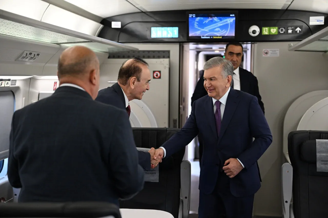 Toshkent–Bekobod yo‘lida yangi davr: 586 o‘rinli elektropoyezd qatnovi yo‘lga qo‘yildi