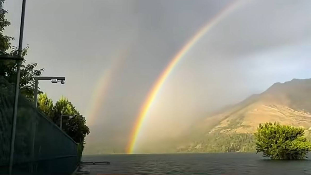 A rare full rainbow captured over Charvak