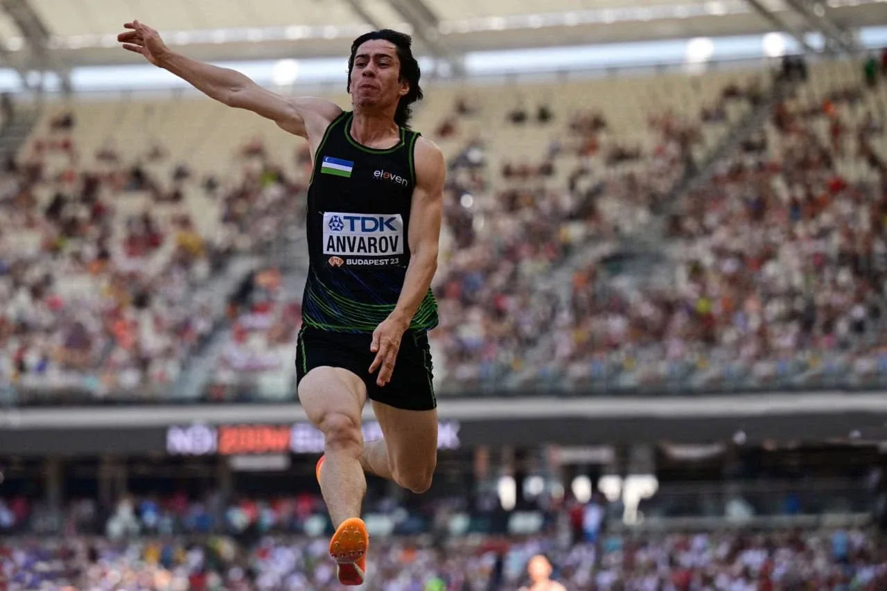 Anvar Anvarov gewinnt Silbermedaille beim Turnier in Budapest