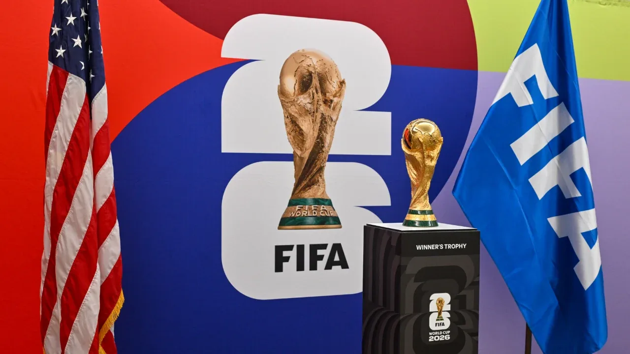 Trump überreicht persönlich den Pokal beim WM-Finale 2026