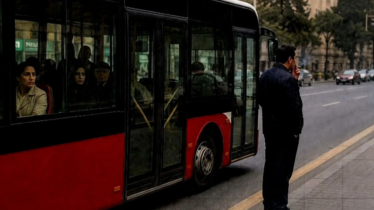 In Baku, a bus driver left passengers inside to go smoke