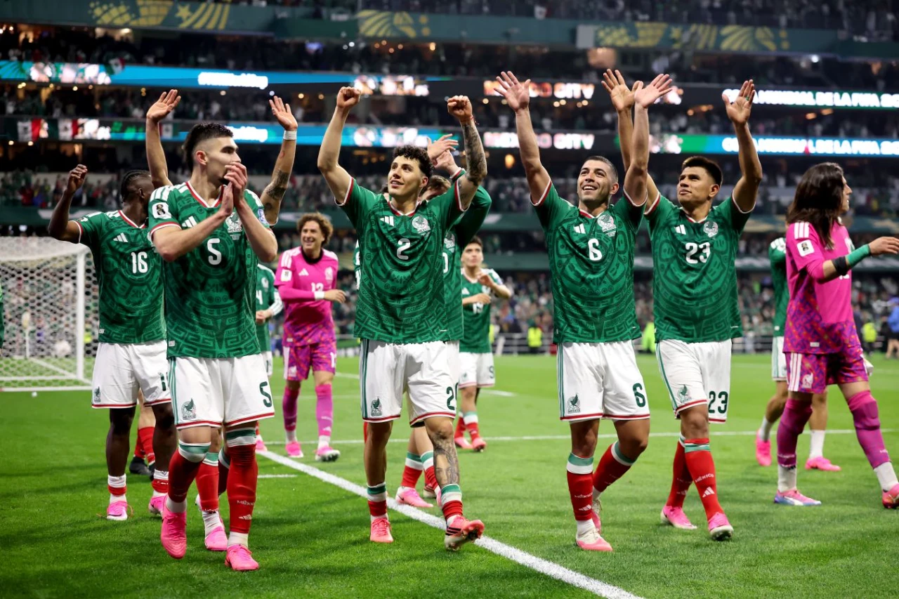 México vence a Ecuador y avanza a los octavos de final