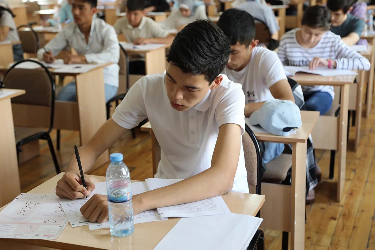 Abituriyentlar uchun hal qiluvchi 10 kun: testlar boshlandi