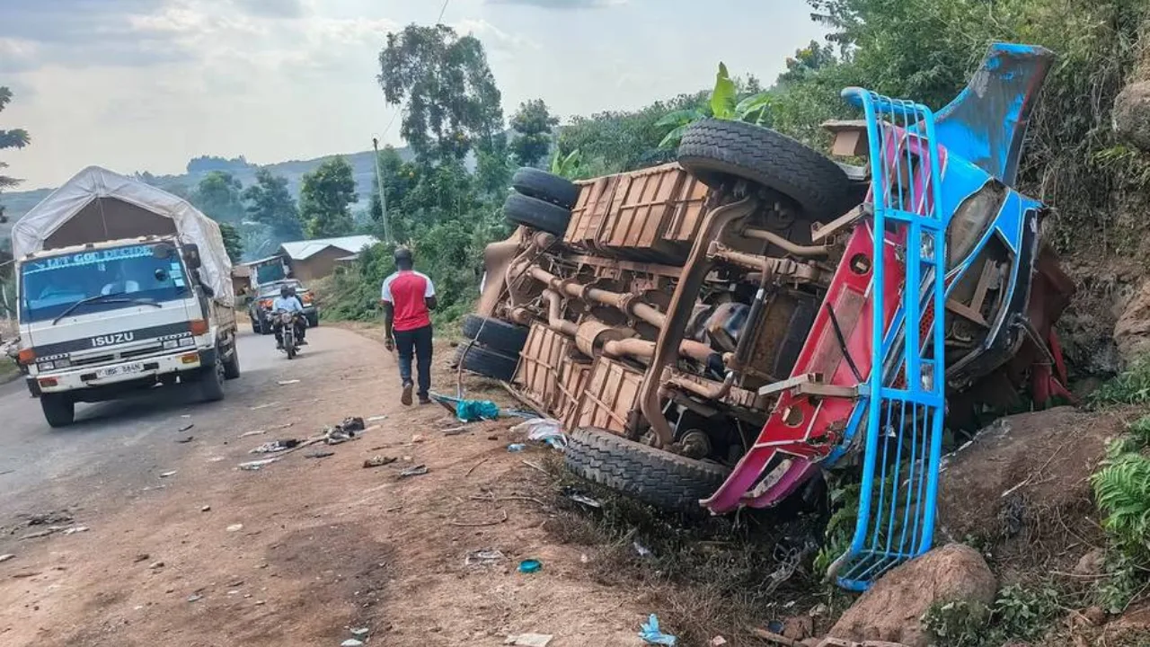 School excursion turns into tragedy: 20 children killed