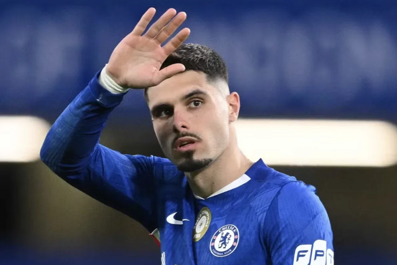 Manchester City envisage de recrute Pedro Neto pour remplacer Savinho