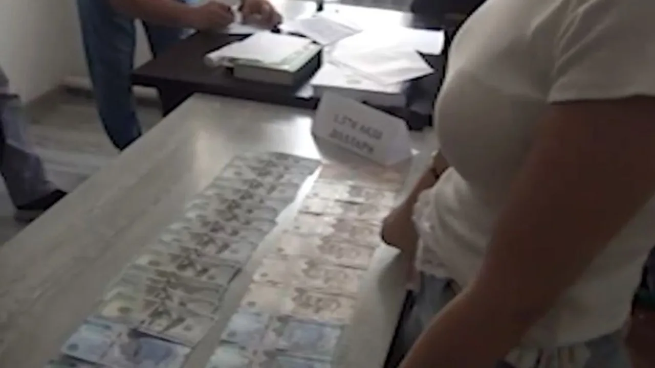 В Бухаре задержан мужчина, обещавший отправить на Умру за 1500 долларов