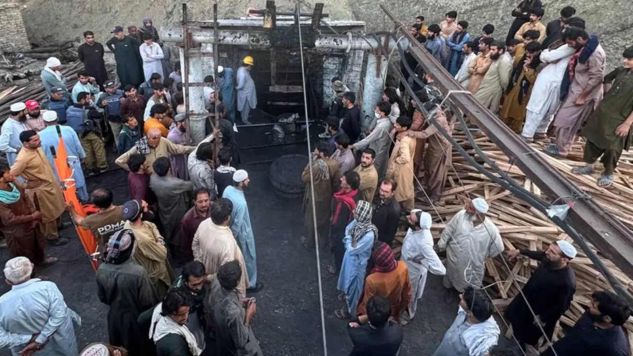 Schwere Explosion in pakistanischem Bergwerk fordert 32 Menschenleben