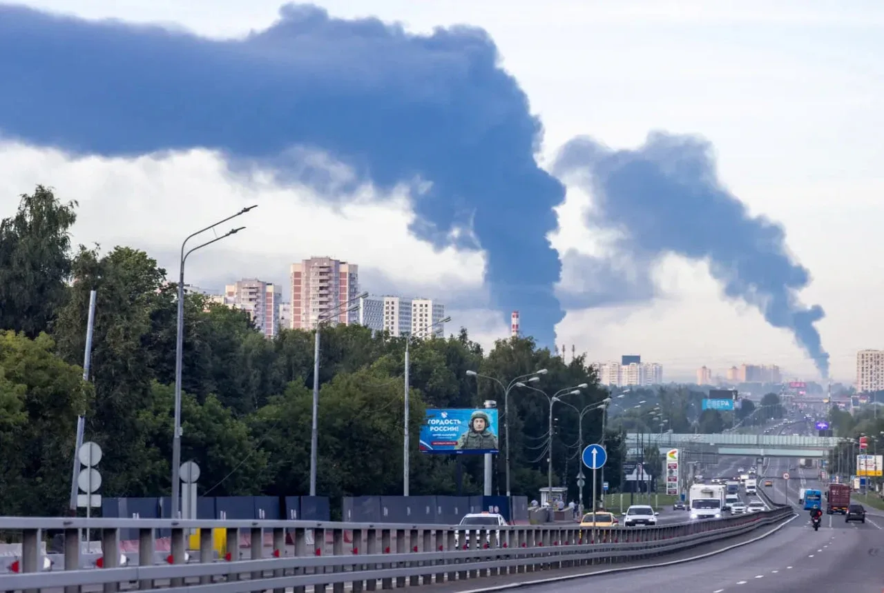 Москва вилоятига дронларнинг ёпирилма ҳужуми: Зеленский баёнот берди