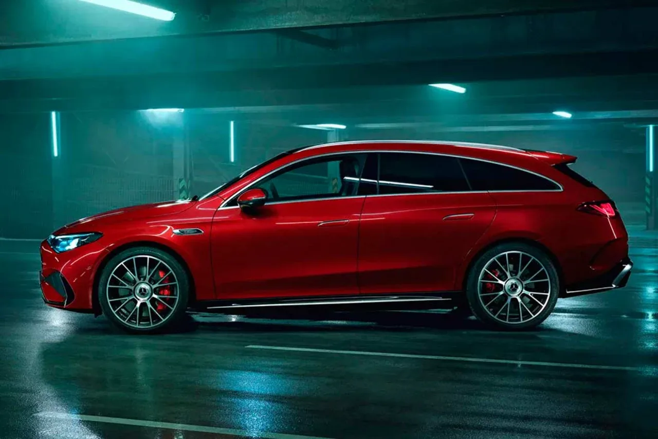 «Сотня» за 3 секунды: Mercedes представил новый электрический CLA 45 мощностью 671 л.с.
