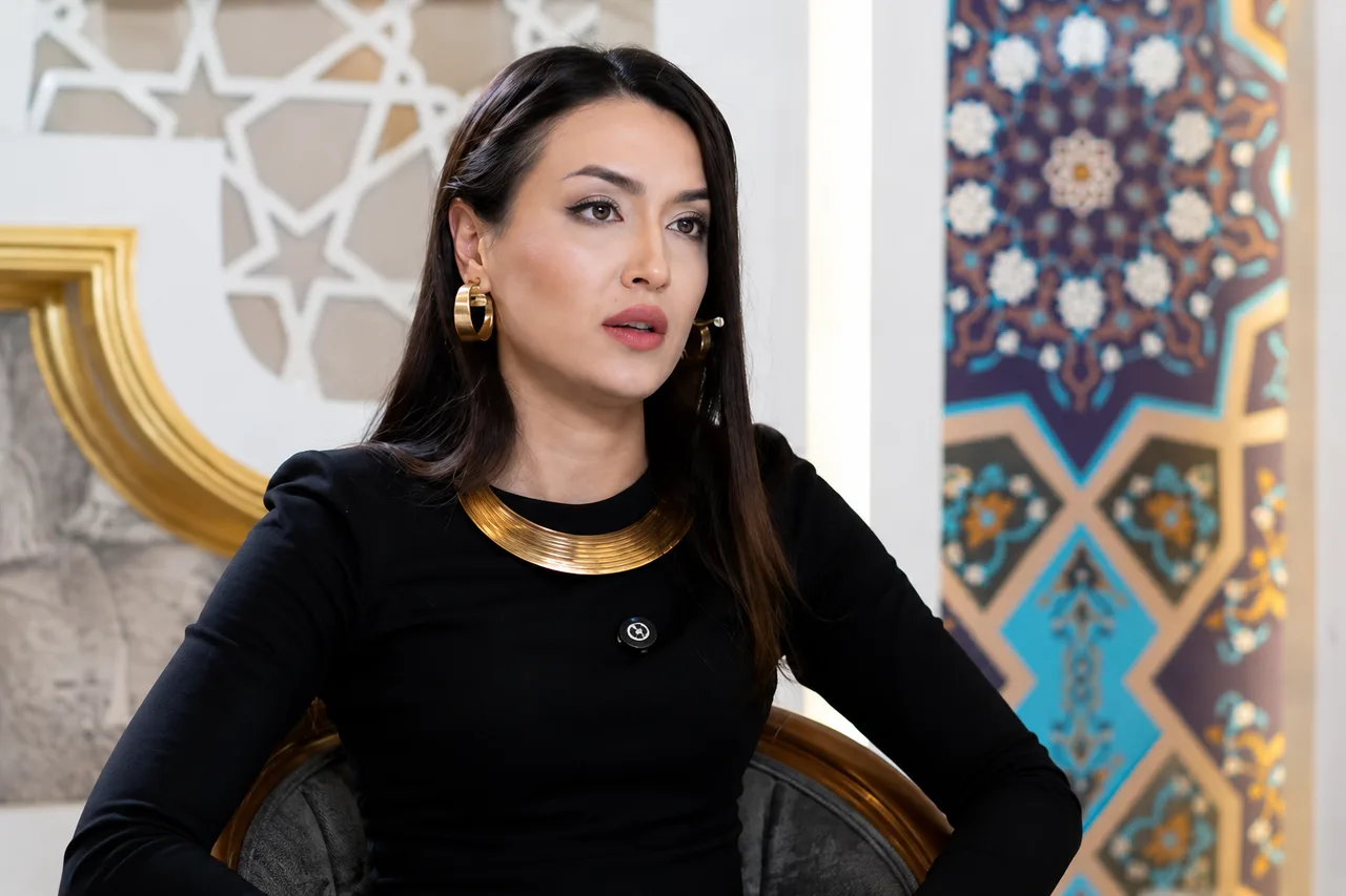 Хонзода Дўстова: “Аёллар эркаклардан ҳам кўпроқ пул топяпти” (видео)