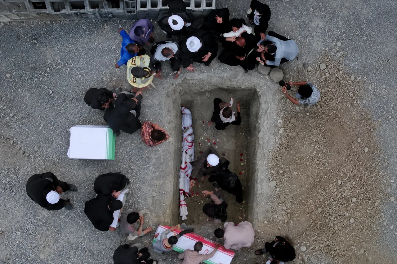 Opfer des Schulangriffs im Iran beigesetzt