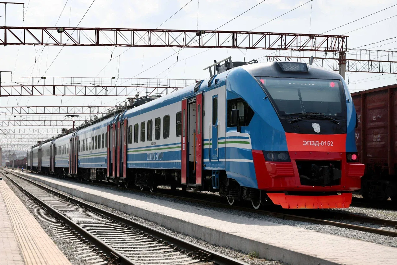 Toshkent–Bekobod yo‘lida yangi davr: 586 o‘rinli elektropoyezd qatnovi yo‘lga qo‘yildi