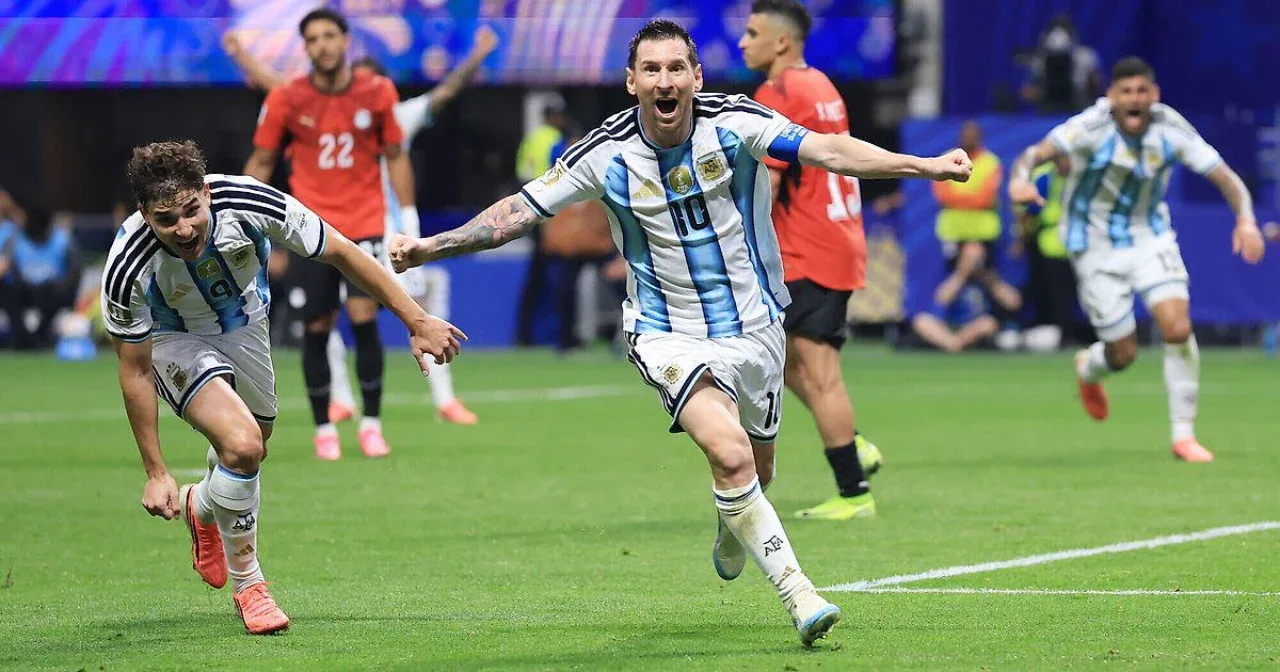 Salah'tan Messi yorumu: «Maçı tek başına çevirebiliyor»