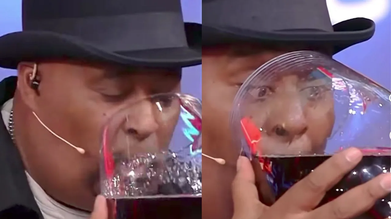 Il établit un record en buvant 4 litres de boisson gazeuse en 30 secondes (vidéo)
