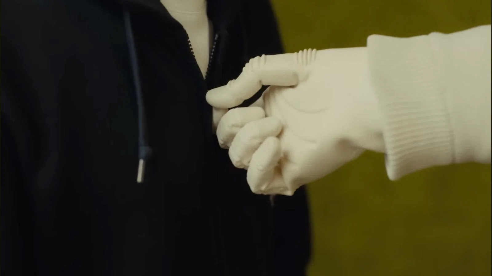 1X unveils highly sensitive human-like hands for its NEO robot