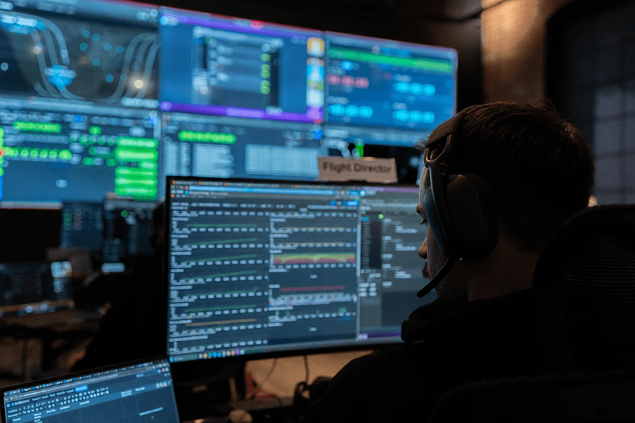 US Outsourcing Space Intelligence: The Victus Haze Mission