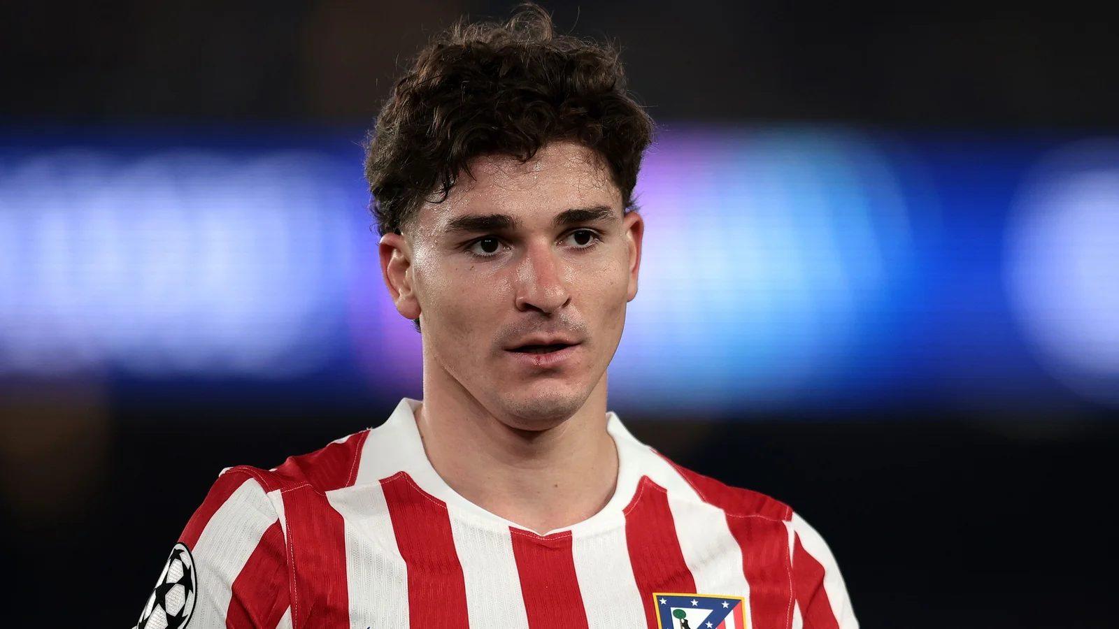 Barcelona, Julian Alvarez transferi için Atletico Madrid'e ültimatom verdi