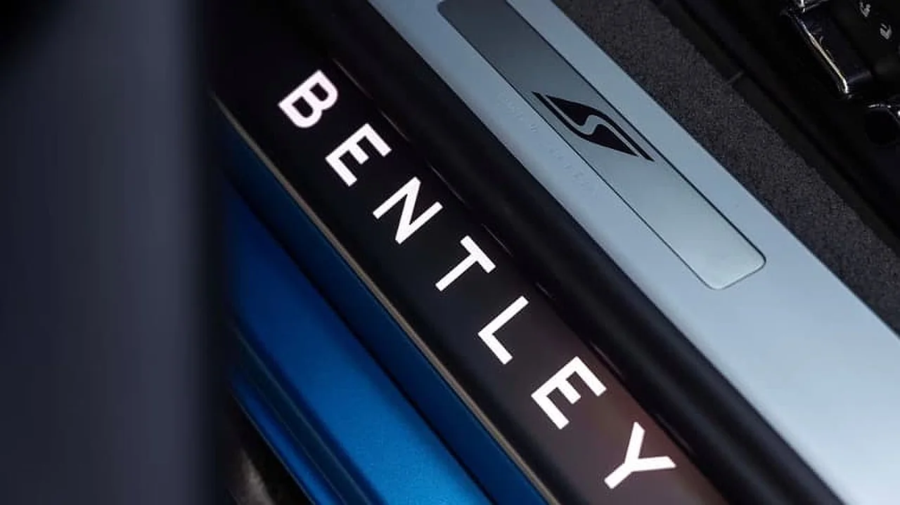 Bentley создала звук двигателя В8 для своего первого электромобиля с помощью оркестра