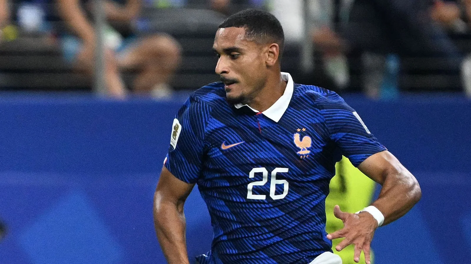 El Chelsea refuerza su defensa: el Crystal Palace fija el precio de Maxence Lacroix