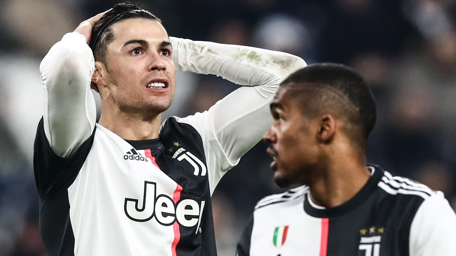 Douglas Costa opens up about playing alongside Cristiano Ronaldo