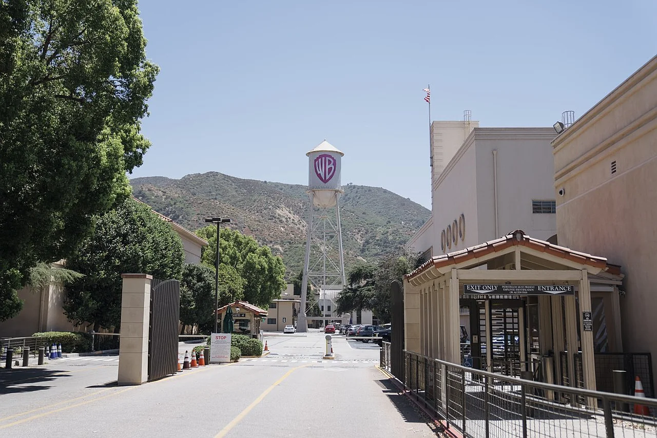 Große Veränderung in Hollywood: Paramount übernimmt Warner Bros. Discovery