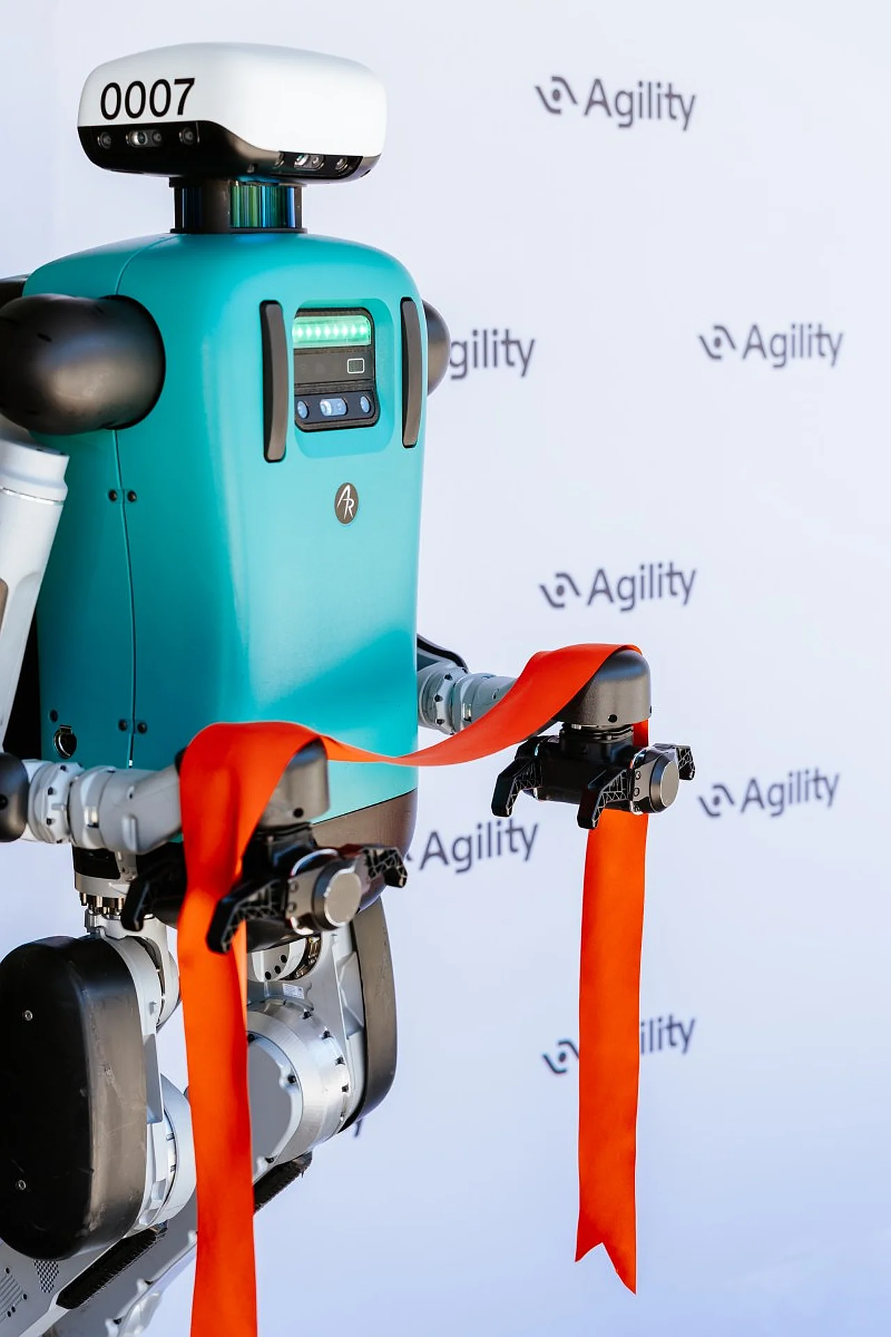 Gumanoid robotlar jangi: Agility Robotics Tesla zavodi yonida yangi markaz ochdi