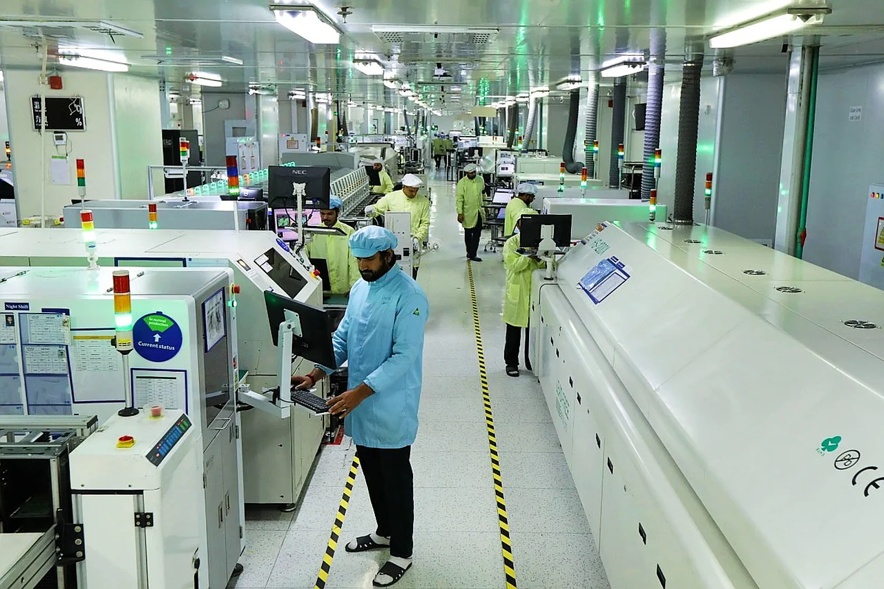 India reaches a new milestone in smartphone manufacturing: Vivo and Dixon partnership