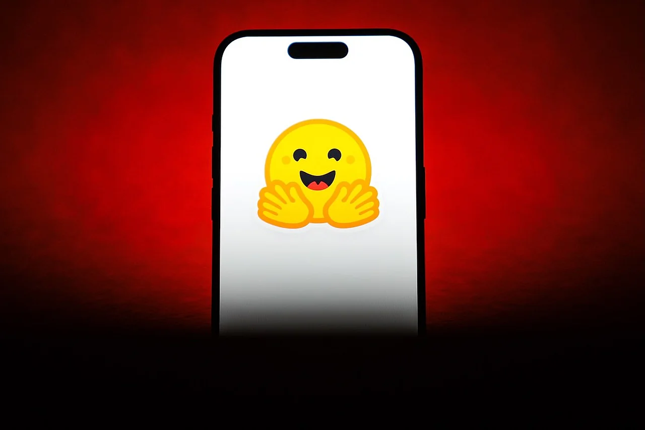 La plataforma Hugging Face sufre un ciberataque: datos de usuarios en riesgo