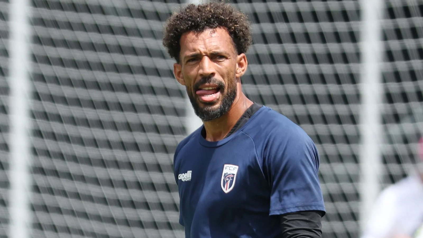 World Cup Revelation Vozinha Joins Chilean Giants