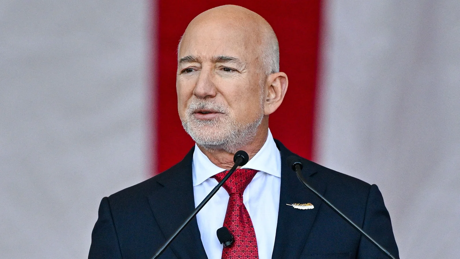 Jeff Bezos könnte Liverpool-Aktionär werden: Einer der reichsten Männer der Welt in Verhandlungen