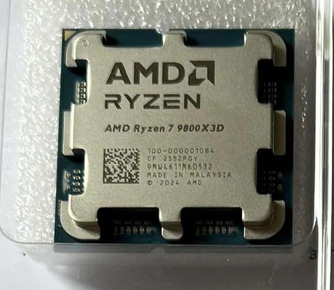 Suerte inesperada: Un cliente recibe un nuevo Ryzen 7 9800X3D en lugar de un Ryzen 7 7800X3D