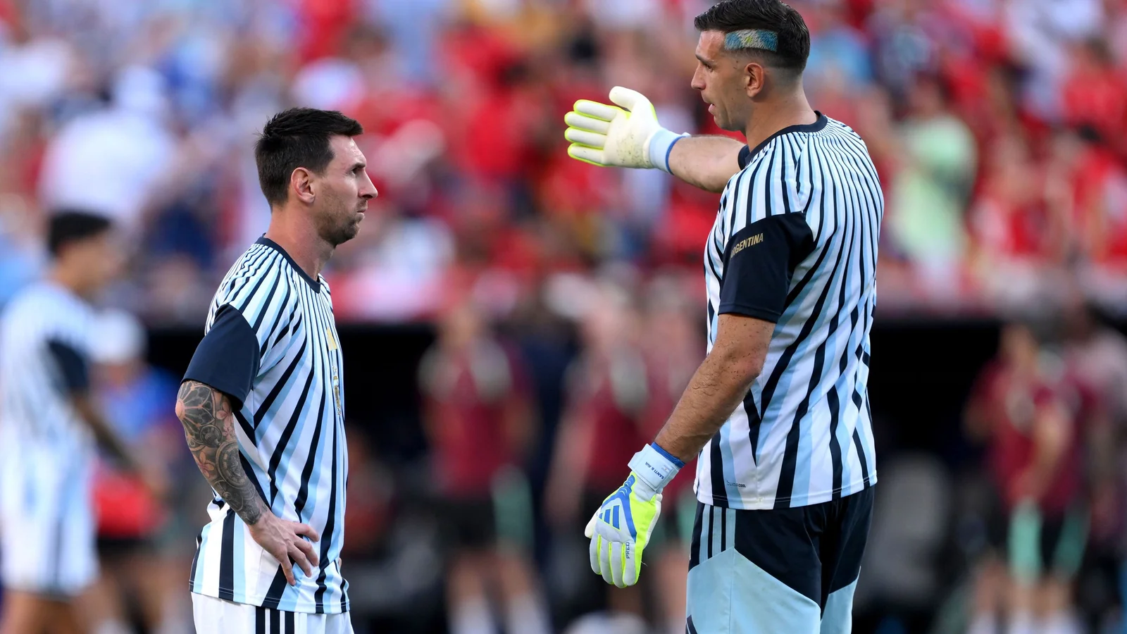 Messi und Martinez in der Kabine: „Nur Feiglinge spielen nach hinten“