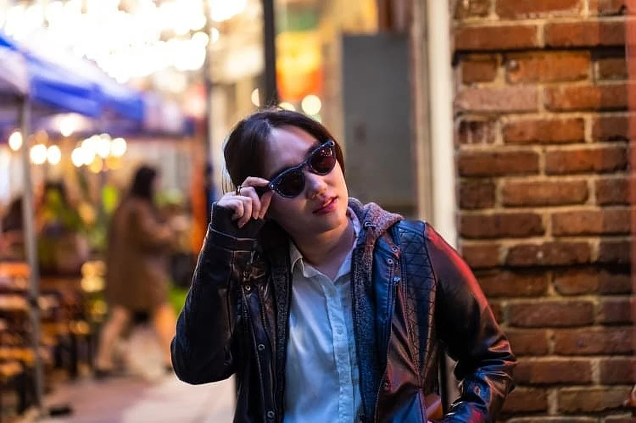 Meta introduces new restrictions against covert recording via smart glasses
