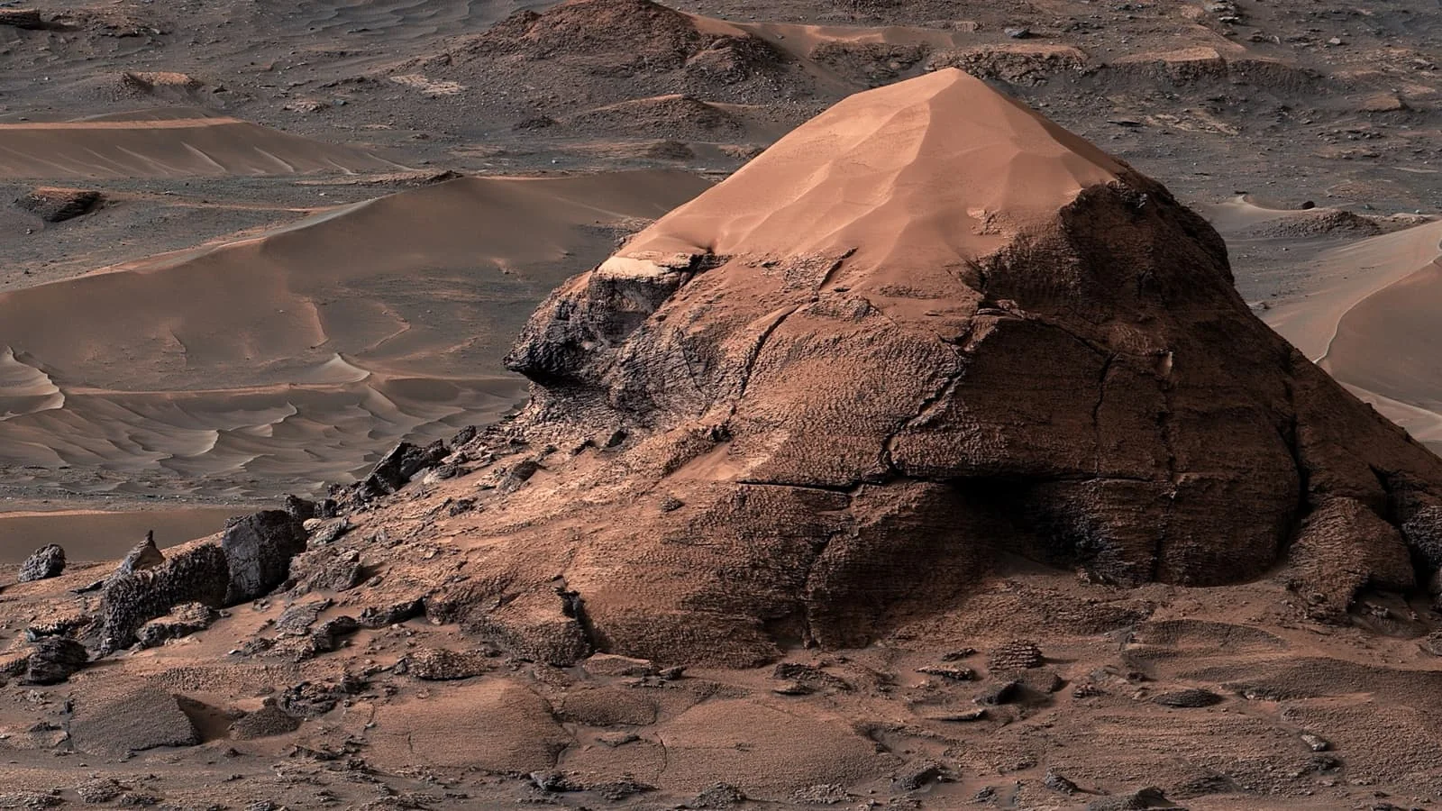 La NASA descubre un campo de gigantescos polígonos asombrosos en Marte