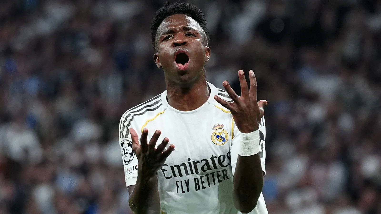 Real Madrid and Juventus Active on Transfer Market: Michael Olise and Emiliano Martinez in Focus