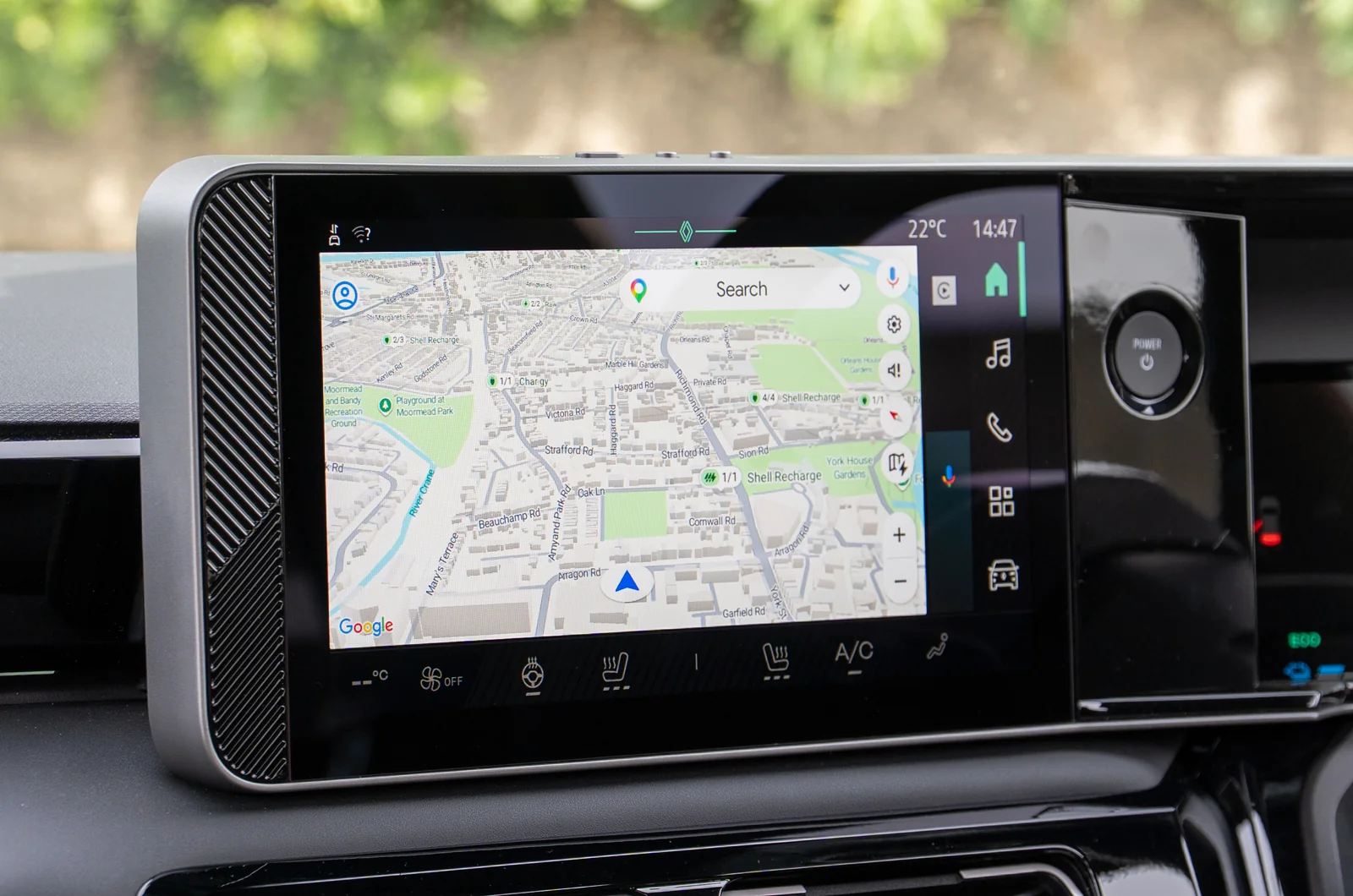 Автомобили Renault получают полную интеграцию с системой Google
