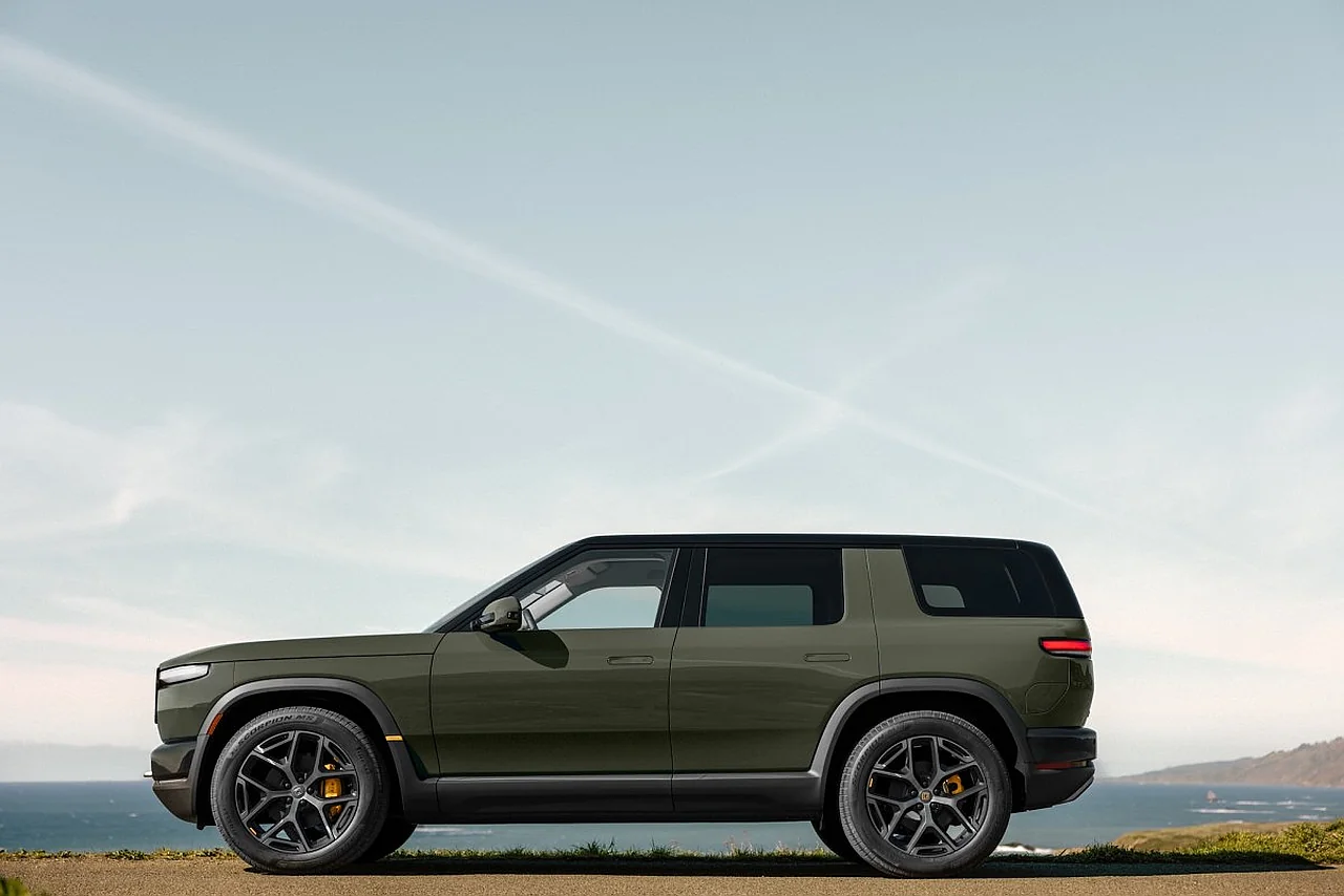 Rivian poursuit le gouvernement américain : l'entreprise réclame des millions de dollars de remboursement