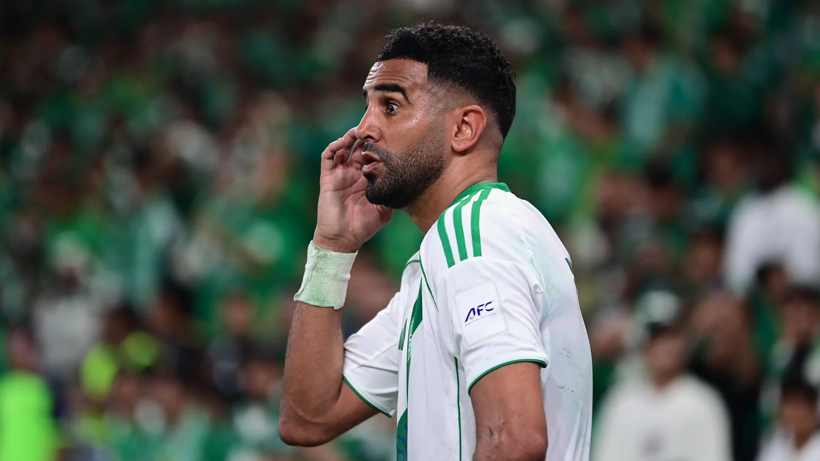 Unerwartete Krise in der Karriere von Riyad Mahrez: Al-Ahli löst Vertrag auf, Italien lehnt ab
