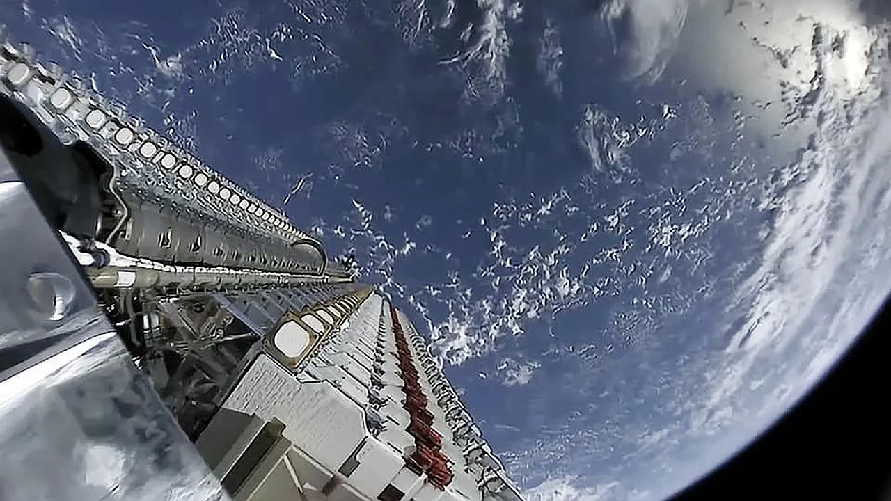 SpaceX deorbited 260 Starlink satellites in six months