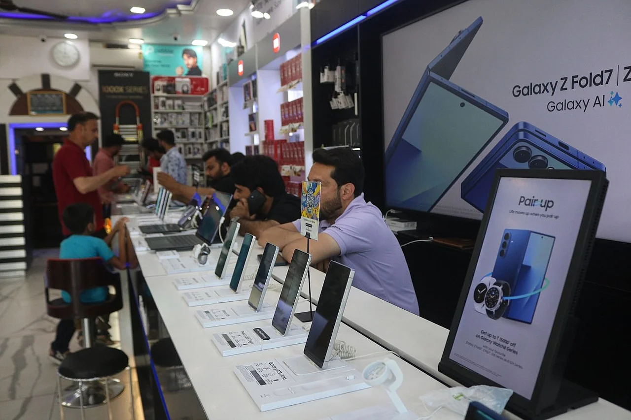 Der KI-Wettlauf trifft den Smartphone-Markt: Preiserhöhungen erwartet